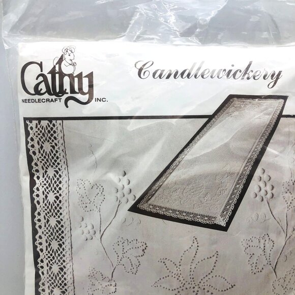 Vtg New Cathy Needlecraft Candlewickery Pineapple Table Runner Kit 16x52 Sealed - Picture 2 of 8